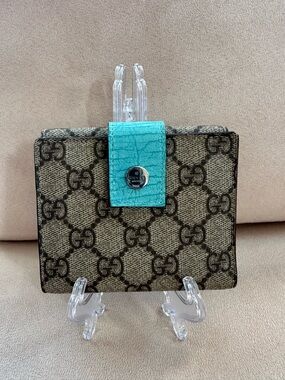 Gucci Monogram Bifold Compact Wallet - Teal Interior– EUC - Authentic
